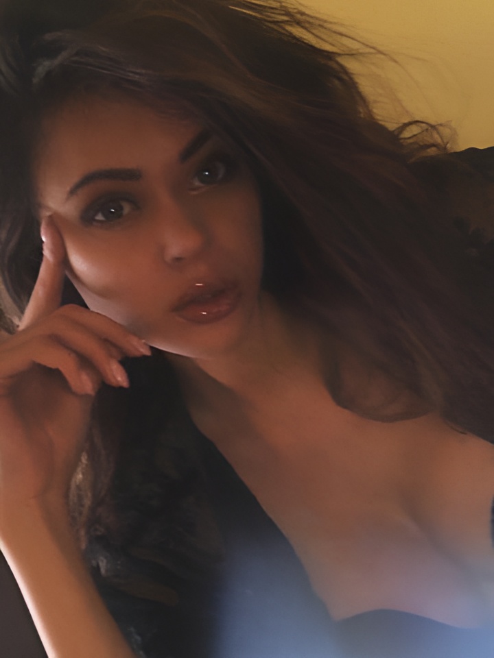 Зита привлекальеная девушка из Кущевская цена от 5000 руб