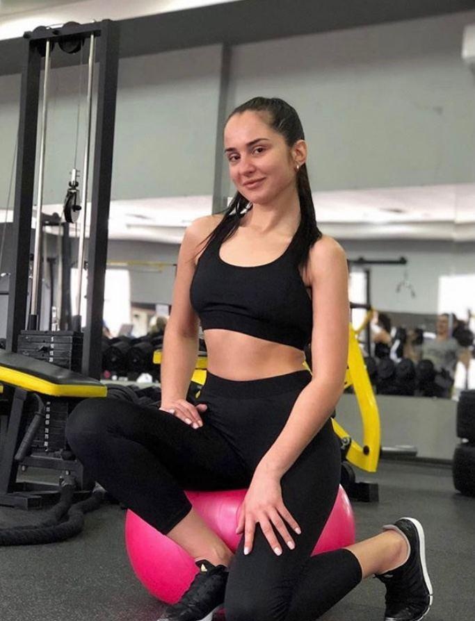 🎥 Наденька привлекальеная девушка из Кущевская цена от 5000 руб