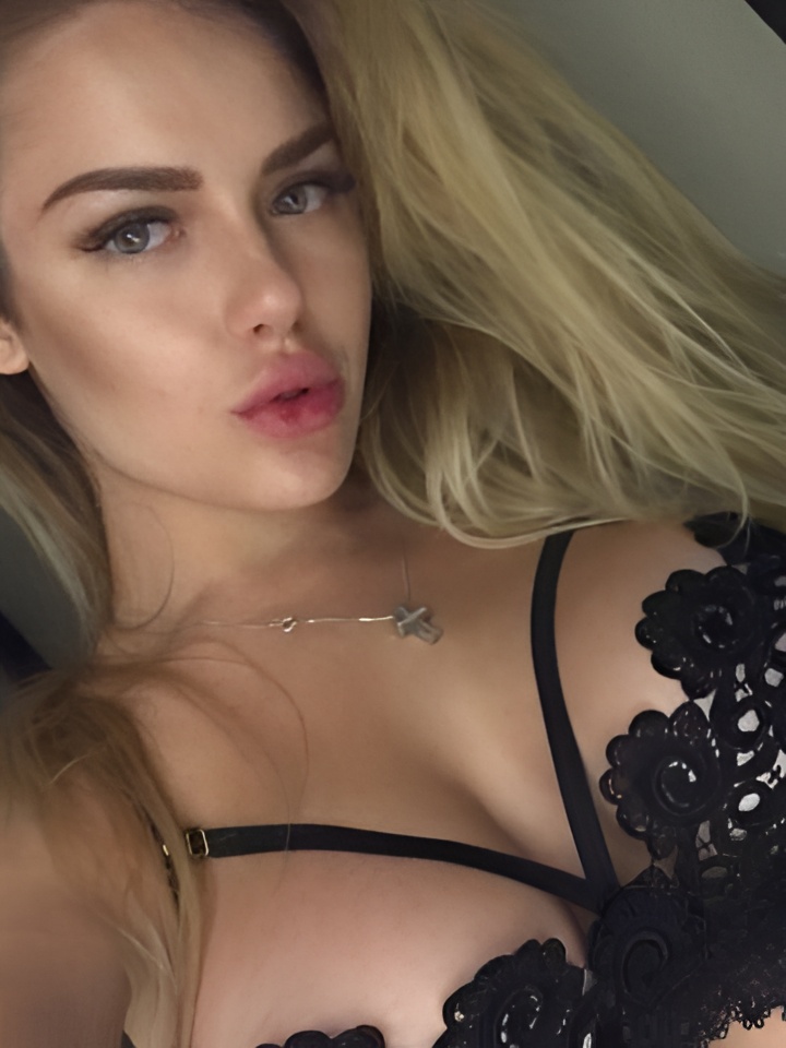 Индивидуалка Виктория, доступна для личного знакомства от 10000 руб