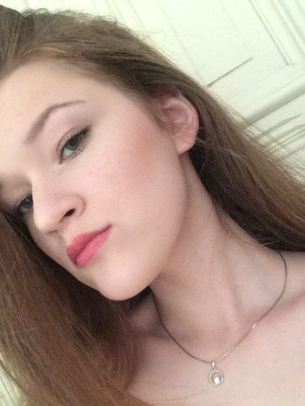 Надя привлекательная девушка из Кущевская цена от 3500 руб