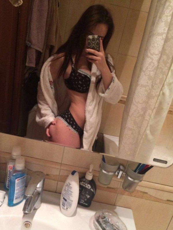 Светка привлекательная девушка из Кущевская цена от 3000 руб